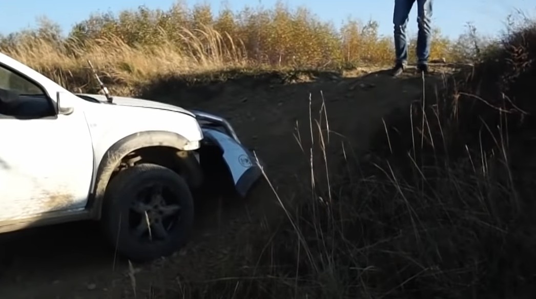 Duster off-road fails and funny moments